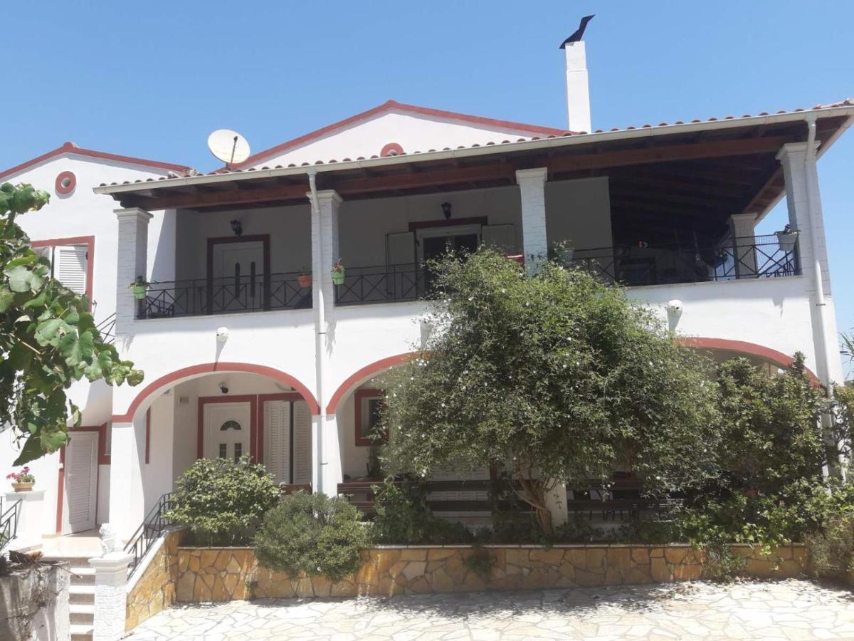 Despoina'S Apartment Vatos Exterior photo